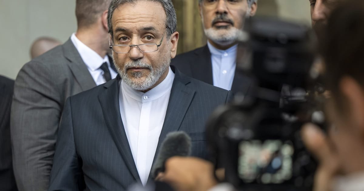 Iran's Foreign Minister to Meet Putin in Russia Following US Airstrikes
