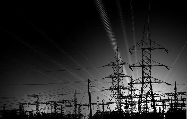 Russia strikes critical energy facility in Kherson region, authorities warn of prolonged power outages