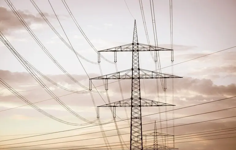 Russia strikes Khmelnytsky region, leaving some residents without electricity