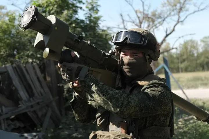 Russians advance in Zaporizhzhia region near several populated areas, analysts report