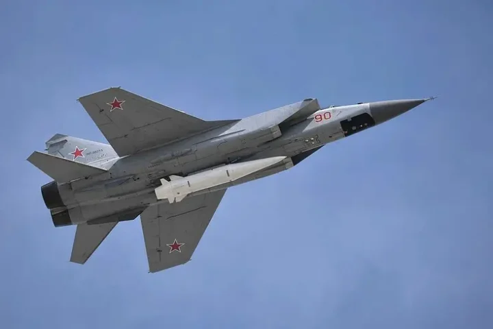 Russians attack Ukraine with "Kinzhal" missiles - where they are headed