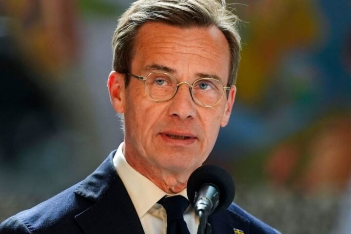 Swedish PM urges EU to pause AI regulations