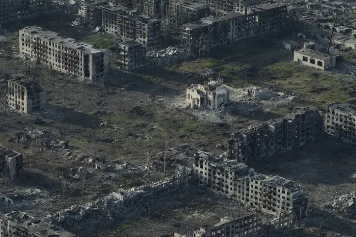 Ukrainian forces control routes dug by Russian army in Chasiv Yar canal