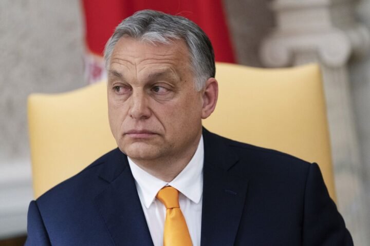 Economic crisis deepens political rift in Hungary as Orban faces backlash