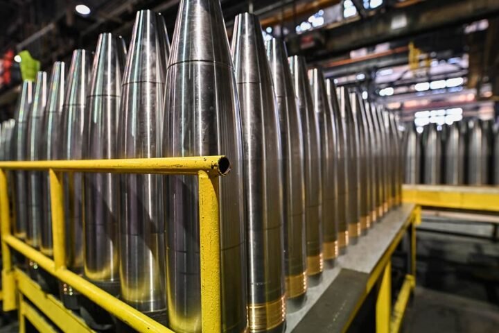 Poland to quintuple artillery shell production in strategic boost to support Ukraine