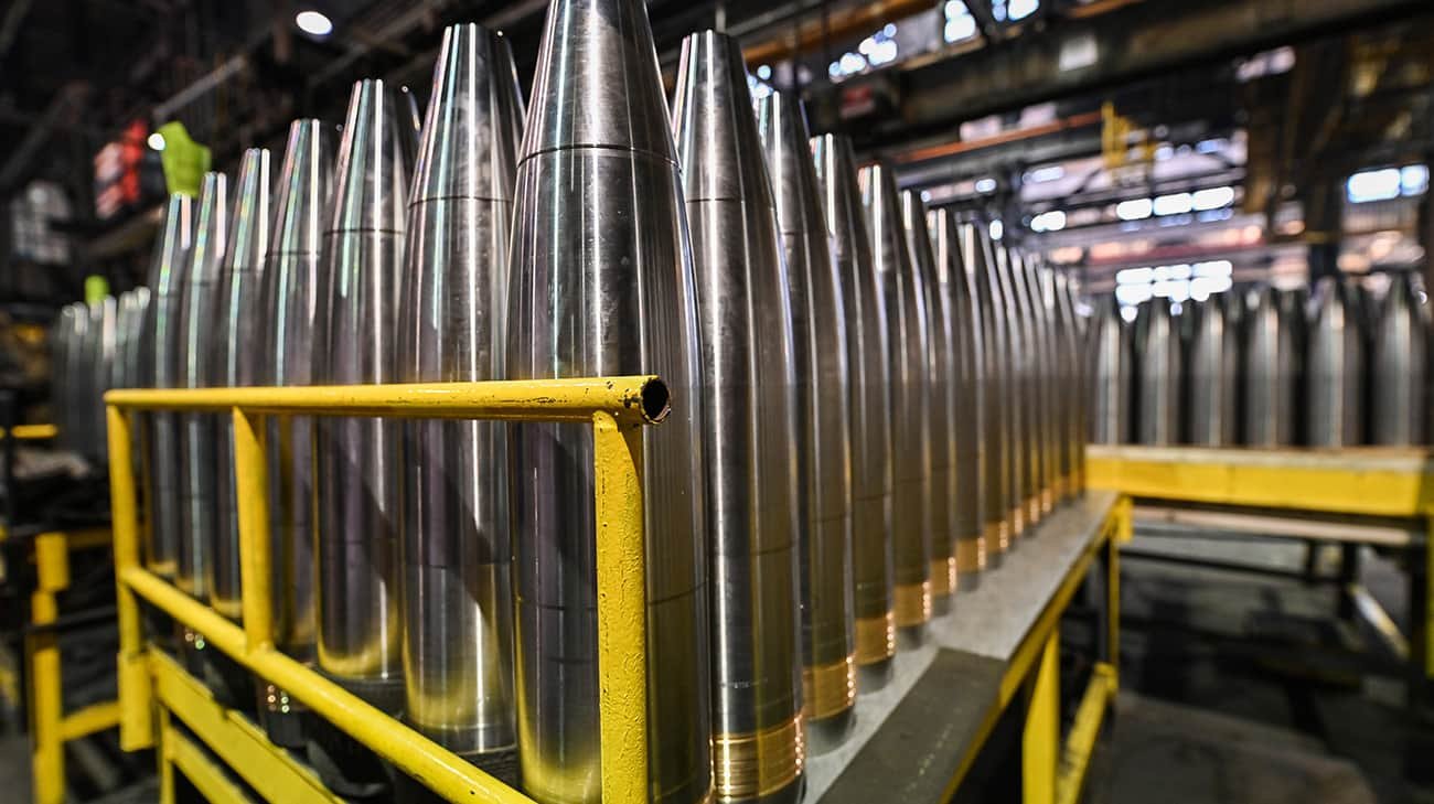 Poland to quintuple artillery shell production in strategic boost to support Ukraine