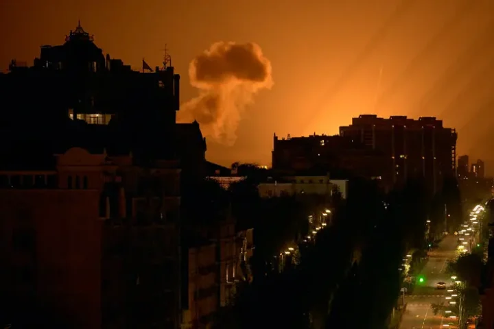 Airstrike consequences reported in five regions of Kyiv, medics are en route to the scenes