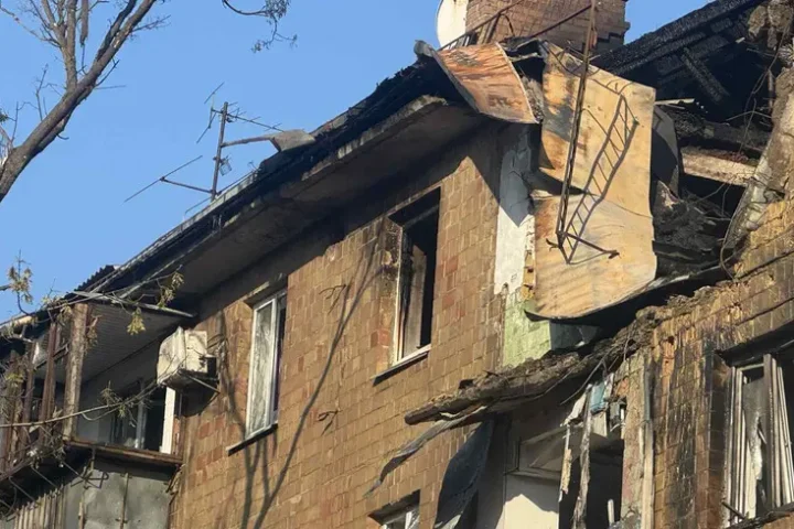 Drone strikes apartment of famous artist in Kyiv