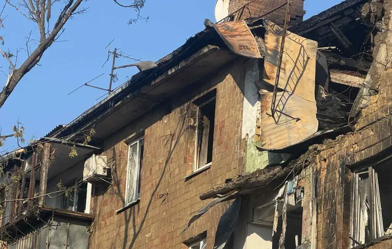 Drone strikes apartment of famous artist in Kyiv