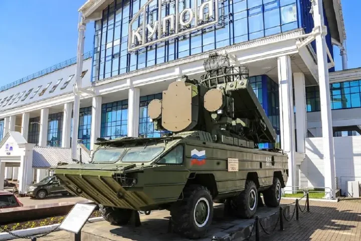 Drones strike military factory in Izhevsk, Russia