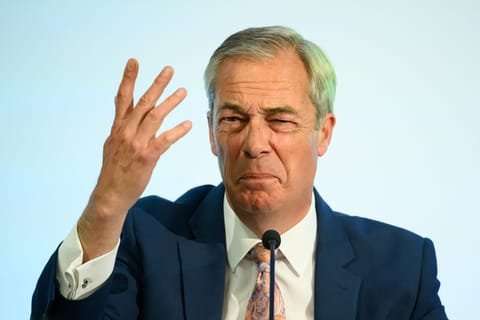 Farage's party criticizes Macron for perceived snub