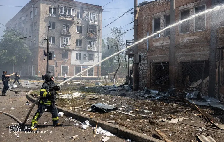 New massive attack in Kharkiv leaves 33 injured
