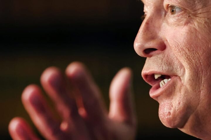 Nigel Farage calls for release of Epstein files