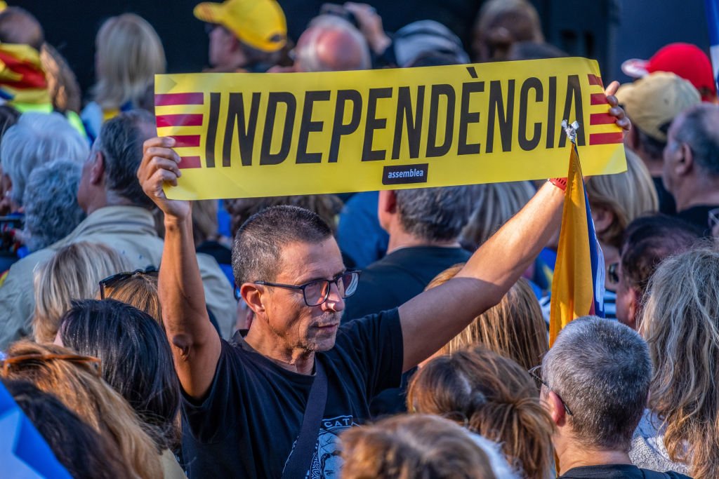 Spain considers fiscal autonomy for Catalonia in response to separatist demands