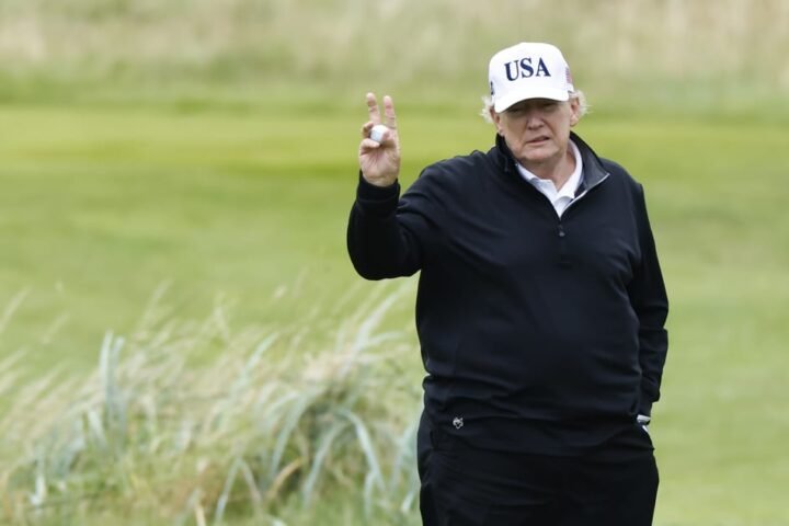 Trump announces potential 10 percent tariff on UK goods