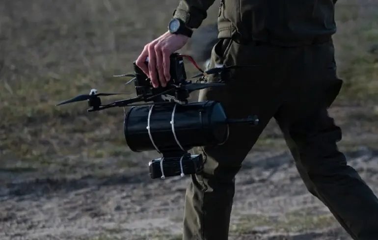 Ukrainian forces have an advantage in tactical drones, but fiber optics could change the game, analyst says