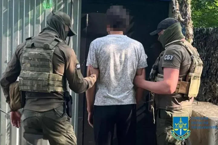 Ukrainian security service detains retired colonel for spying on military for FSB