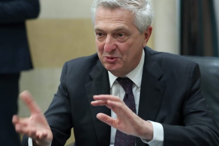 UN refugee chief warns budget cuts drive migrants towards Europe