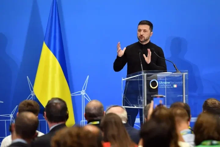Zelensky: Russia is preparing to prolong the war