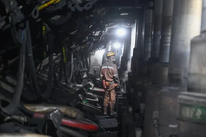 148 miners trapped underground in Donetsk due to Russian shelling