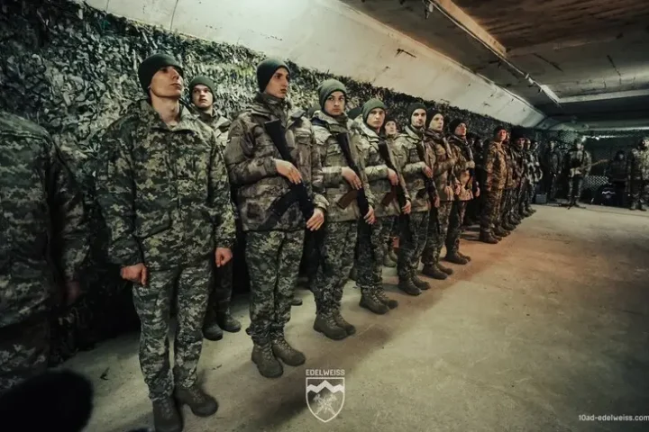 18-year-old volunteer Sergei emphasizes defense of Donetsk to prevent future threats to Ukraine