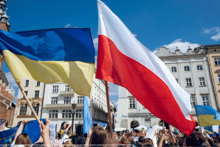 Poland gains 111 billion zlotys from Ukrainians in three years