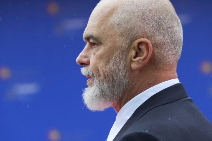 Albania aims to become the first cashless society in the world