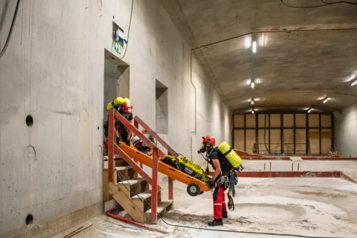 Antwerp trains 120 firefighters for emergency response in new Scheldt tunnel