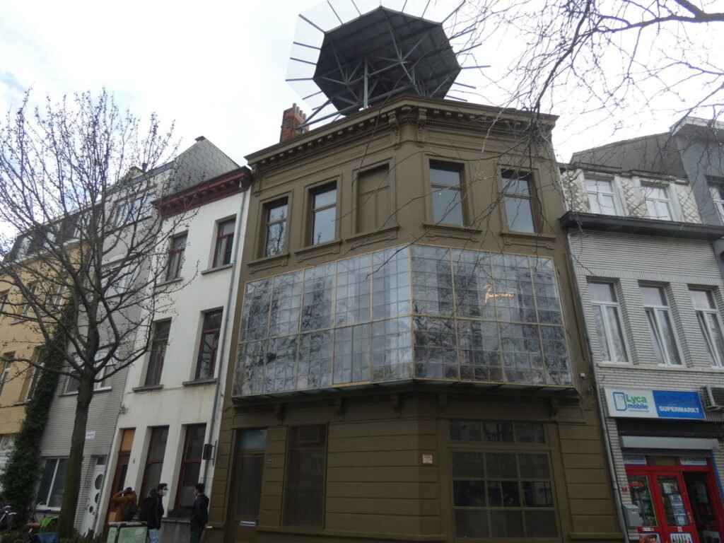 Antwerp's Panamarenko House designated as a protected monument by Flemish authorities