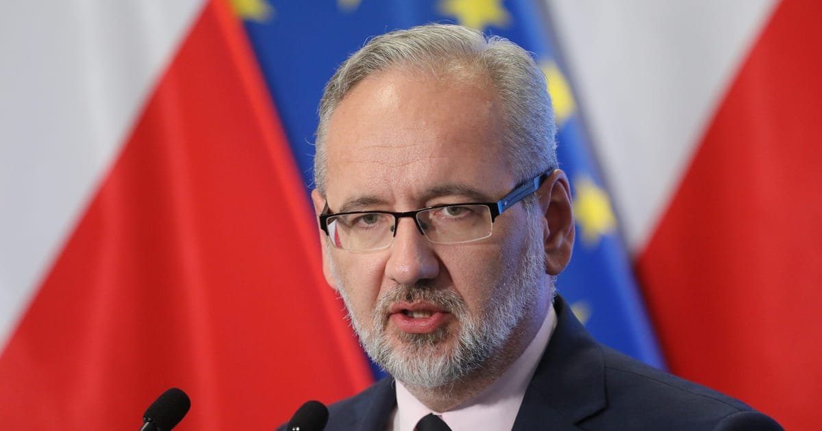 Attack on former Polish health minister highlights ongoing Covid policy controversies