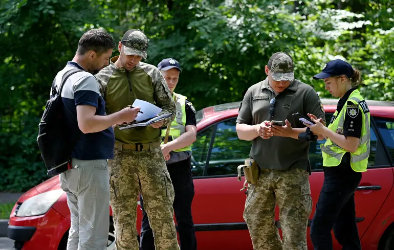 Attacks on civil service offices: a reflection of societal unrest in Ukraine