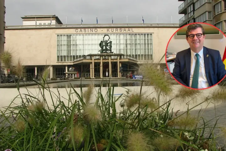 Bart Tommelein receives honorary mayor title in Ostend for his public service