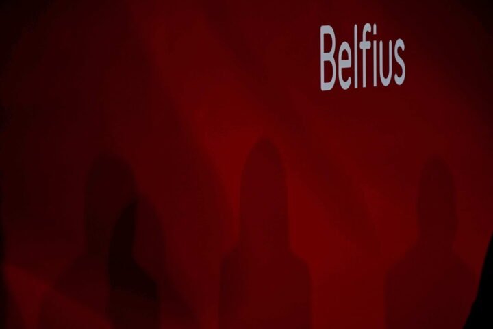 Belfius reports 476 million euros profit and prepares for partial privatisation