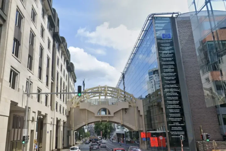 Brussels launches real-time noise monitoring platform with 22 stations across 19 municipalities