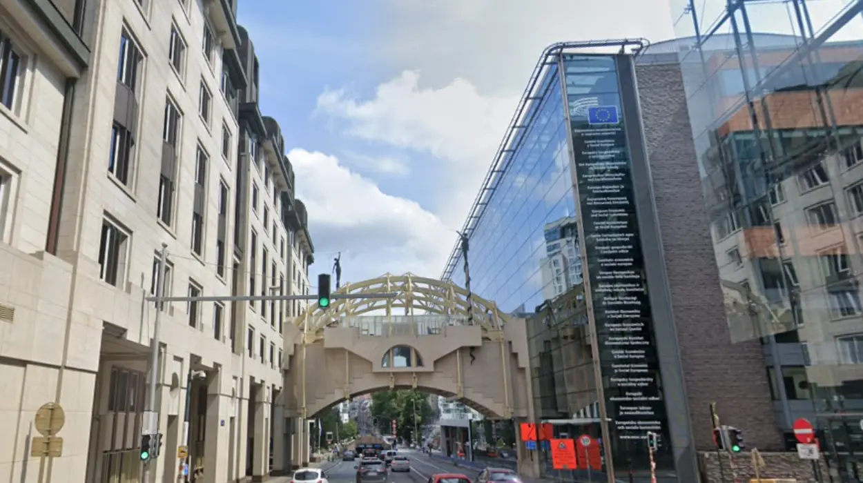 Brussels launches real-time noise monitoring platform with 22 stations across 19 municipalities