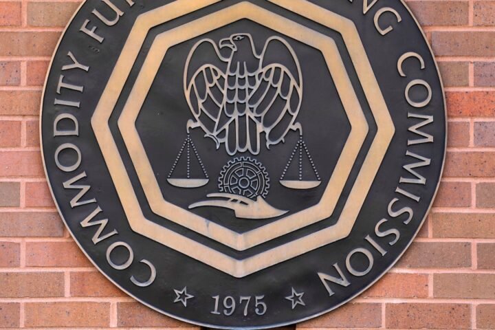 CFTC initiates plan to permit spot crypto trading on registered exchanges