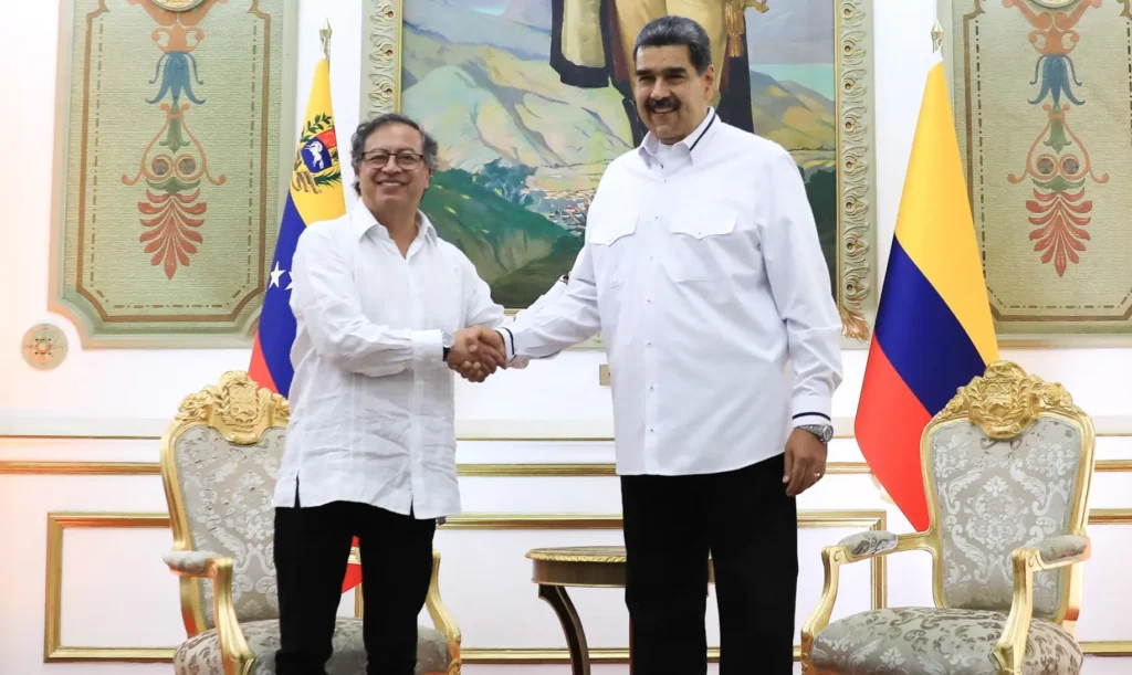 Colombian president orders armed forces to recognize shared identity with Venezuela