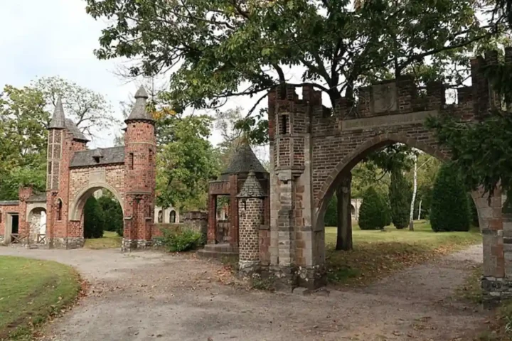 Completion of first restoration phase at Mariapark in Lommel led by Freddy Jansens