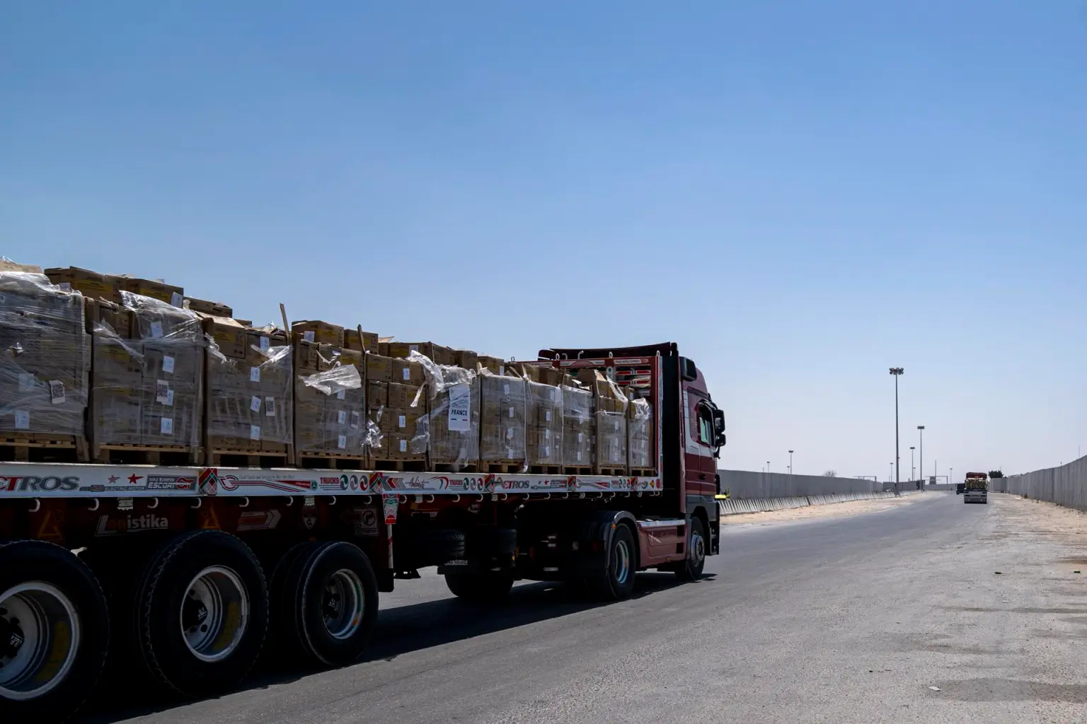 Egypt sends 21st humanitarian convoy to Gaza amid escalating hunger crisis