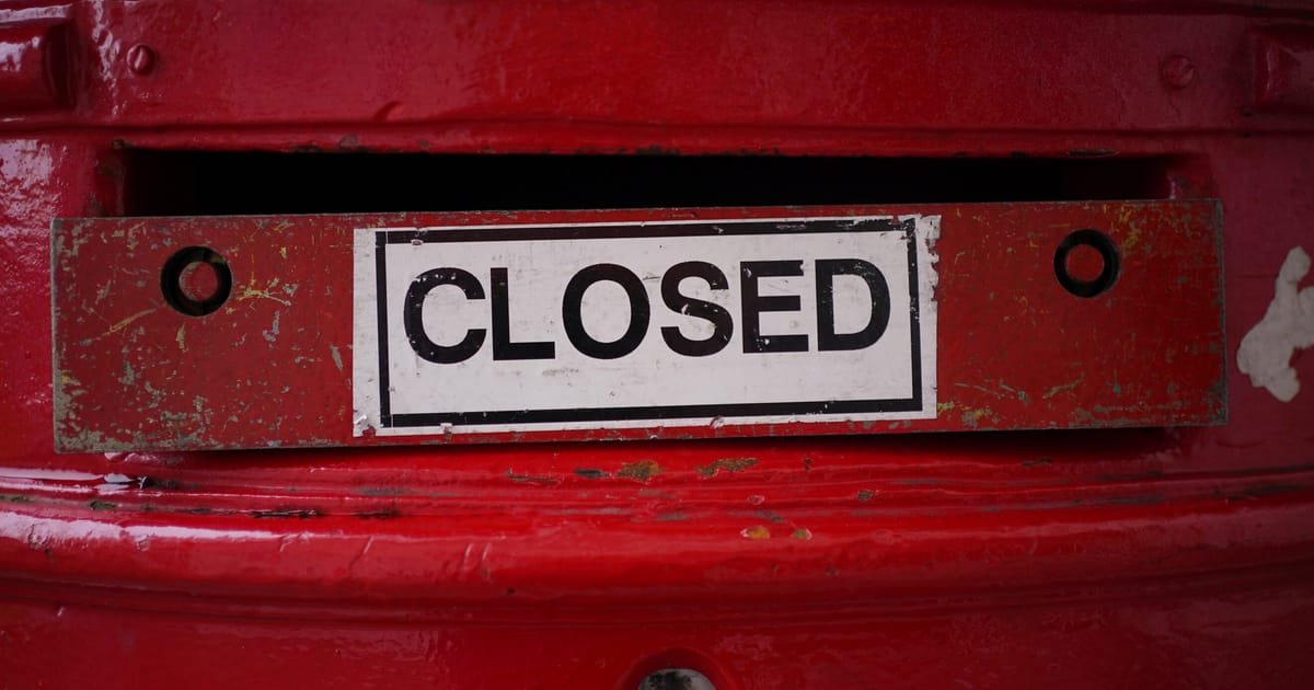 European postal services halt parcel shipments to the US amid new tariff regulations
