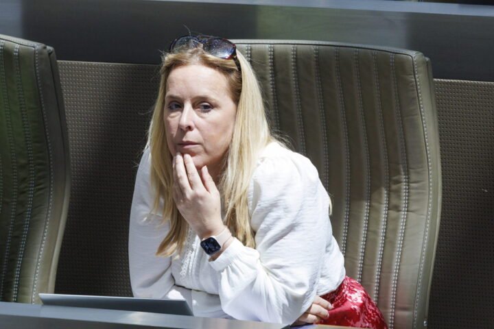 Flemish liberal leader Eva De Bleeker resigns after less than a year in charge