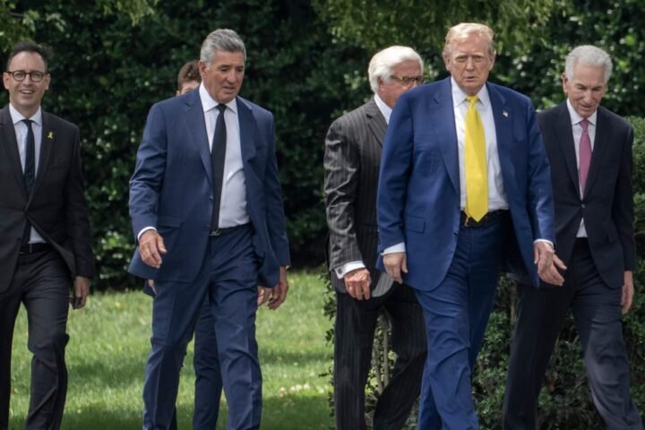 France challenges US ambassador's claims on antisemitism response amidst rising tensions