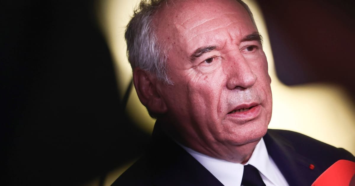 France’s PM uses YouTube to promote budget cuts