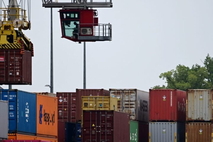 German economy shows unexpected downturn amid ongoing trade tensions