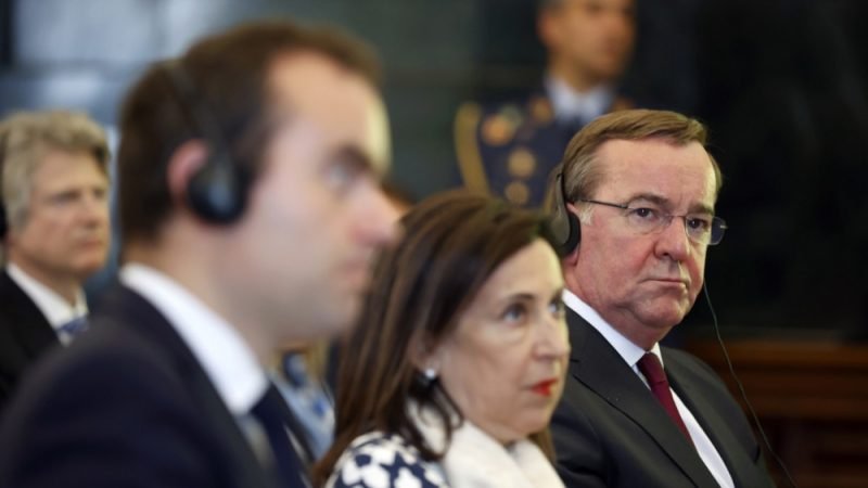 Germany criticizes France's Dassault for seeking dominant role in fighter jet project