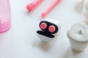 Google to introduce new AI features for Pixel Buds Pro 2 in September