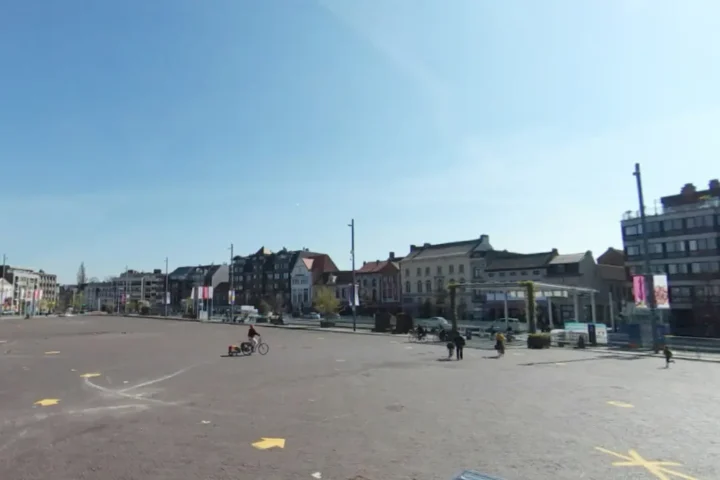 Grote Markt in Sint-Niklaas reopens ahead of Peace Festival after major renovation