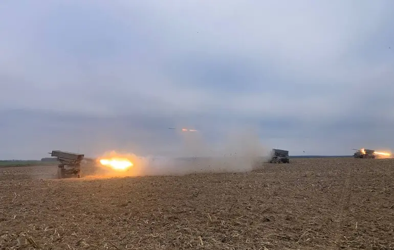 Heavy artillery clashes continue on the Pokrovsk frontline