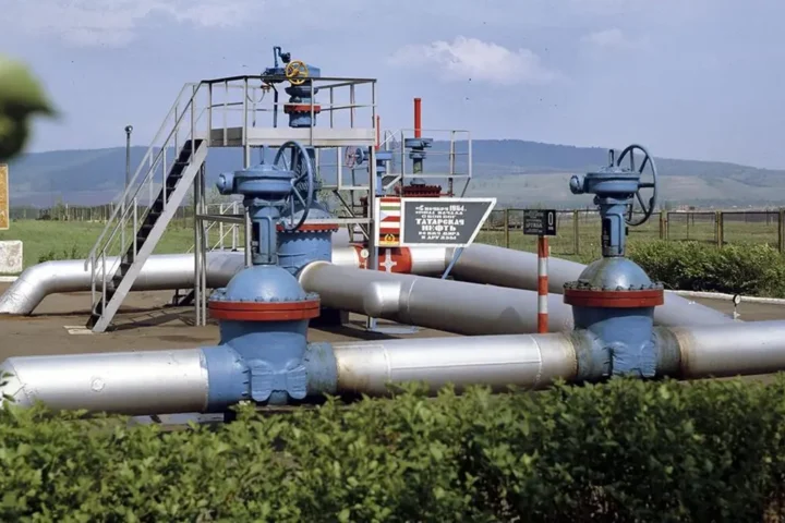 Hungarian foreign minister criticizes Ukrainian strikes on Russian oil pipeline