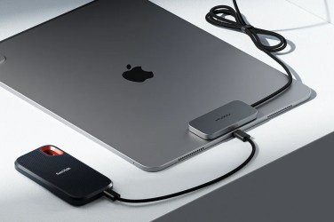 Kuxui M30 charger offers convenient magnetic attachment for iPad models